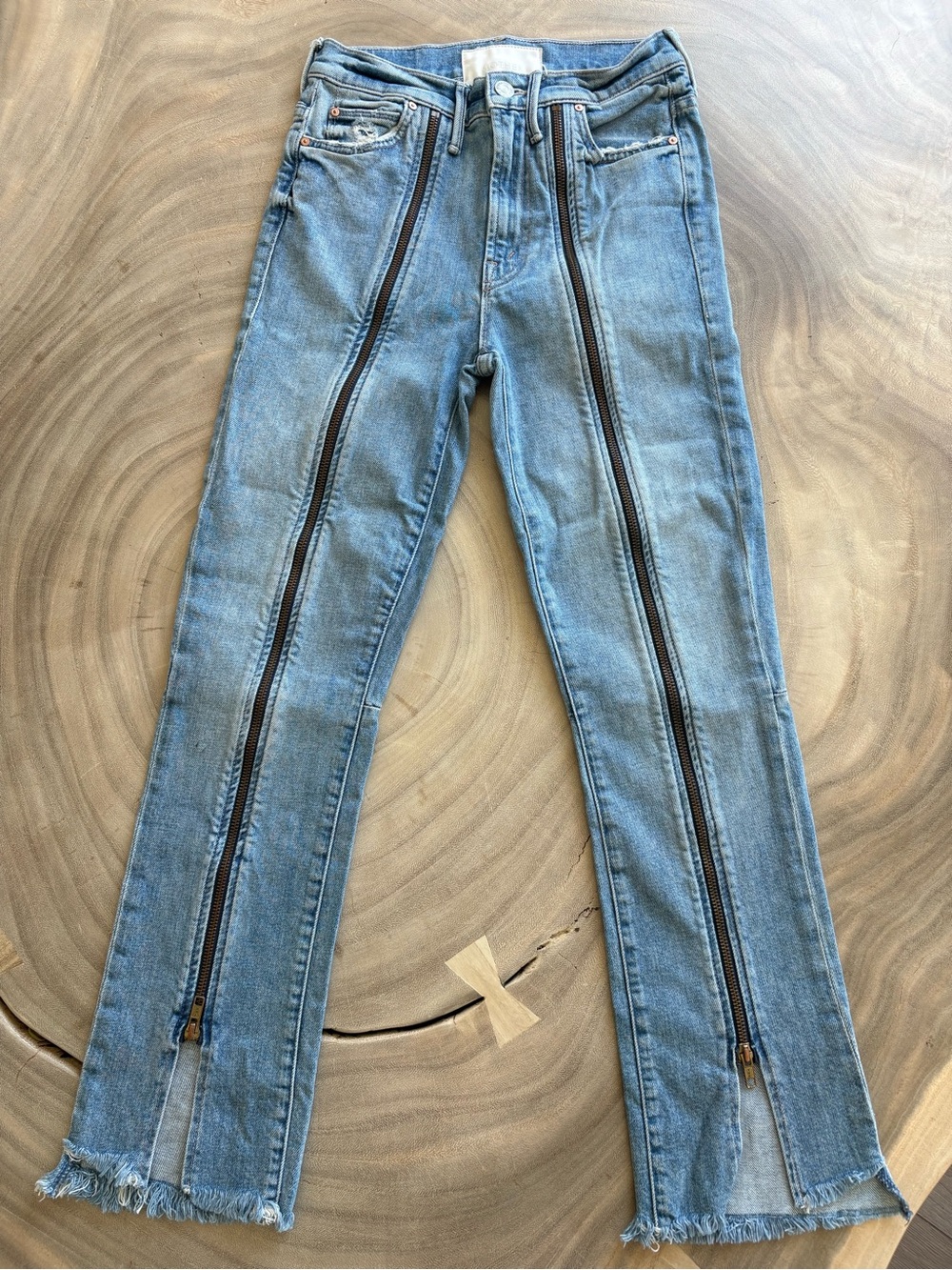 MOTHER “High Waisted Rascal Zip Step Fray” Size 24 - Picture 2 of 10